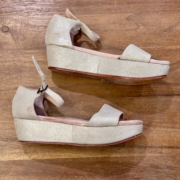 Gee Wawa Anthropologie Leather Potrero Flatforms Gray Size 7 - Picture 6 of 12